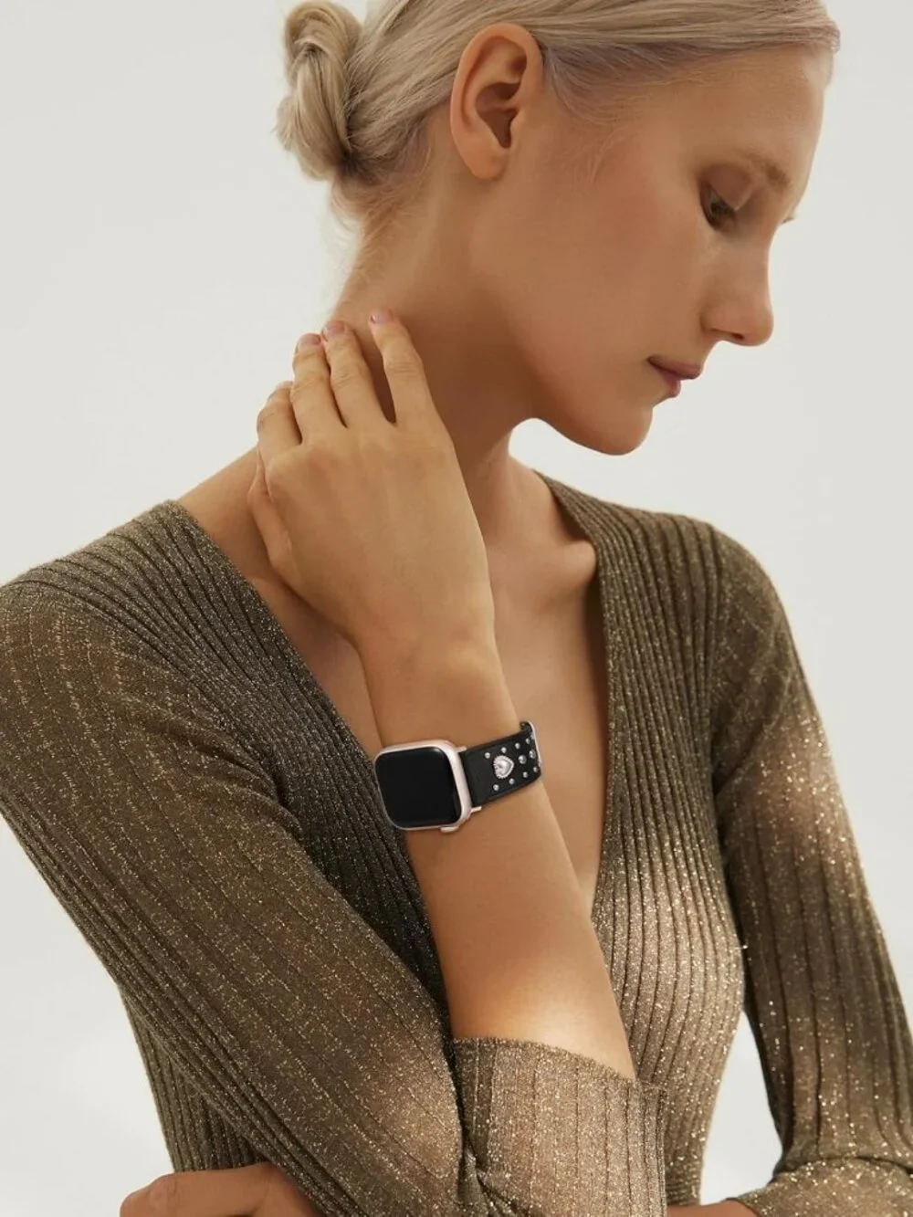 Stylish Studded Leather Apple Watch Band for Women - Adjustable & Durable Design